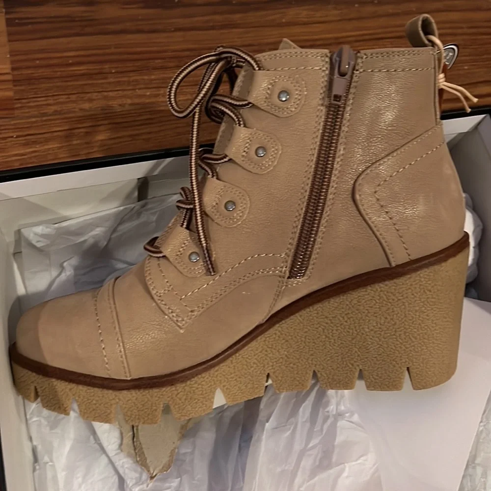 MIA Booties - Picture 4 of 5